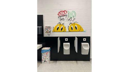 Herrentoiletten - Wunderbare Büroräume & Arbeitsplätze im Bottwartal - flexibel, möbliert