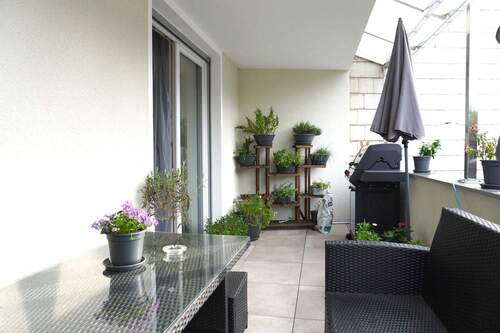 Sonniger Balkon im EG - Junges Einfamilienhaus - moderne Lebensqualität in zentraler Lage von Leverkusen-Küppersteg!