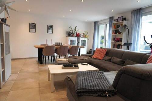 EG: Wohn-/Essbereich - 4 Zimmer Einfamilienhaus zum Kaufen in Leverkusen