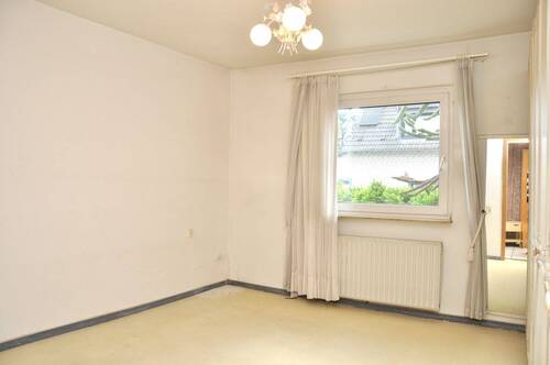 Schlafzimmer EG - 