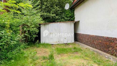 Garage - Einfamilienhaus mit 130,00 m² in Neuenhagen zum Kaufen