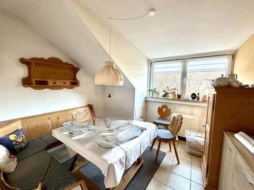 Kinderzimmer Wohnung obere Etage - 