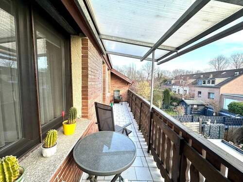 Balkon Wohnung obere Etage - 