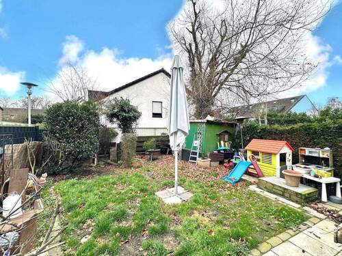 Garten - 6 Zimmer Mehrfamilienhaus, Wohnhaus in Korschenbroich