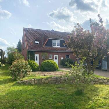 Titelbild - Viel Platz für Familie, Arbeiten & Wohnen - charmantes Haus mit Einliegerwohnung in Wetzen