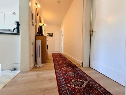 Flur.jpeg - 3 Zimmer Etagenwohnung zum Kaufen in Neu-Isenburg