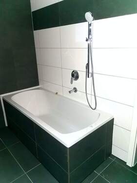 Badezimmer - Etagenwohnung mit 96,00 m&sup2; in Nattheim zum Kaufen