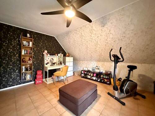 Zimmer 1 - 