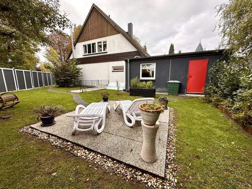 Gartenbereich hinter dem Haus - 