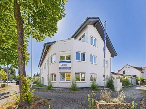 Bild 1 - Repräsentatives Bürohaus in zentraler Lage von Mannheim-Friedrichsfeld