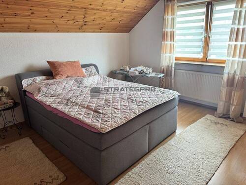 Schlafzimmer DG - 