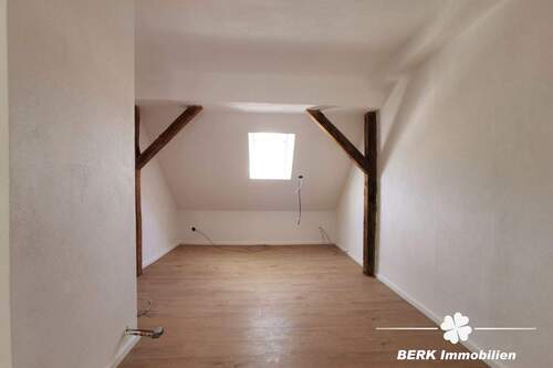 BERK Immobilien - Reneoviertes Haus in Amorbach - 3 Zimmer Reihenmittelhaus in Amorbach