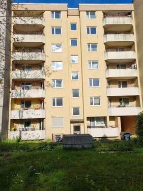 Bild 1 - Mietshaus, zentrale Lage Hauptbahnhof, 19 Wohnungen m. Balkon u. Aufzug, 1440qm WF, aufgeteilt WEG