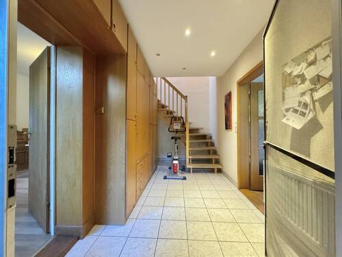 SF Wohnhaus Eingang 2 - 