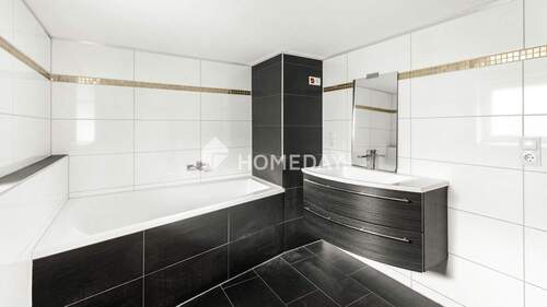 1. OG Badezimmer 2 - 