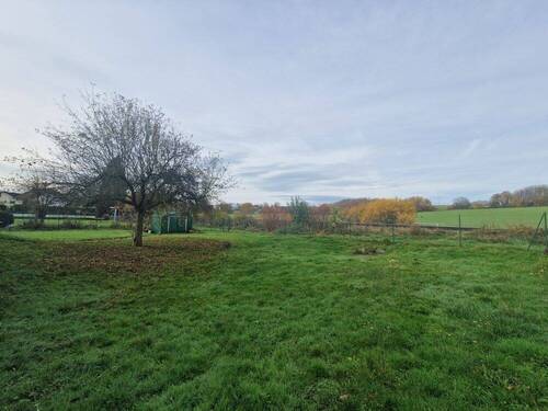 Garten mit tollem Ausblick - 