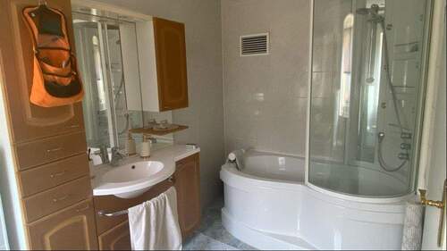 Badezimmer 1.Hausteil - 