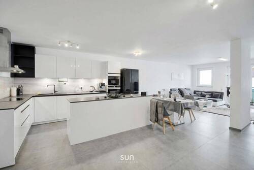 WOHNZIMMER - 3 Zimmer Etagenwohnung zum Kaufen in Eschboron