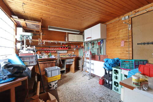 Werkstatt hinter Carport - 