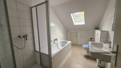 Bild 4 - Mehrfamilienhaus, Wohnhaus mit 367,00 m&sup2; in Bielefeld zum Kaufen