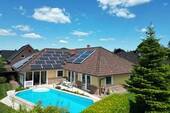 Titelbild - Haus mit Pool: Ihr Zuhause mit Wohlfühlgarantie - Familienfreundliches EFH mit exkl. Ausstattung