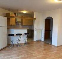*Hainburg* - 3 Zimmer mit Balkon sowie TG und Stellplatz - Hainburg / Klein-Krotzenburg