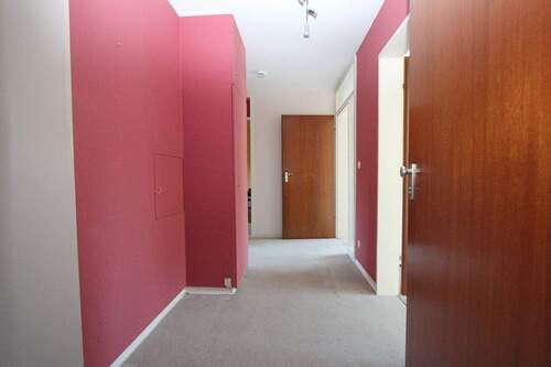 Wohnungszugang - 3 Zimmer Etagenwohnung zum Kaufen in Friedrichshafen