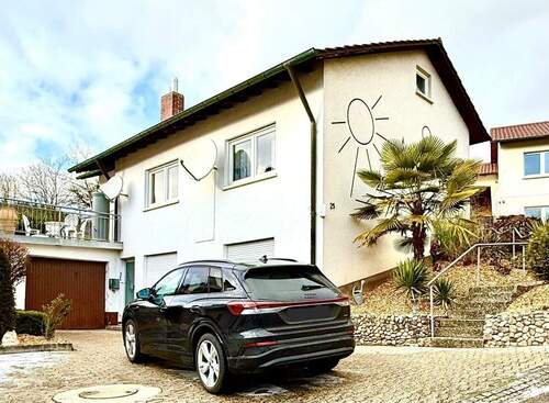 Außenansicht - Leben und Arbeiten in harmonischer Waldrandlage.