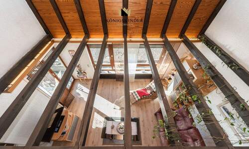 Blick aufs Wohnzimmer - 