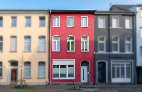 Bild 2 - 7 Zimmer Einfamilienhaus zum Kaufen in Krefeld / Stadtmitte