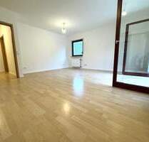 3-Zimmer-Wohnung mit großem Balkon Gartenanteil Carport und neuer Heizung im grünen Kladow - Berlin