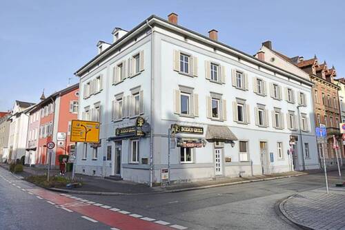 Hausansicht - 1 Zimmer Mehrfamilienhaus, Wohnhaus in Konstanz