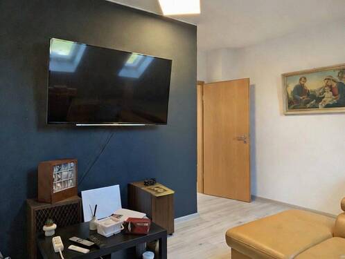 Altbau DG Zimmer 1_ - 