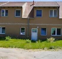 Neuwertiges Zweifamilienhaus mit Einliegerwohnung in Seenähe auf Usedom - Benz Neppermin