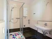 Dusche - Etagenwohnung mit 61,90 m² in Karlsruhe / Grötzingen zum Kaufen
