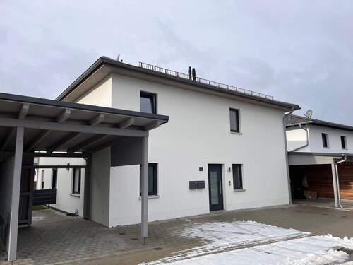 Bild 1 - Geschmackvolle 3-Zimmer-Wohnung mit Einbauküche in Wackersdorf