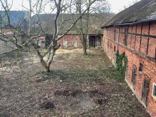 Nebengebäude - Mehrfamilienhaus, Wohnhaus mit 410,00 m&sup2; in Lüchow zum Kaufen