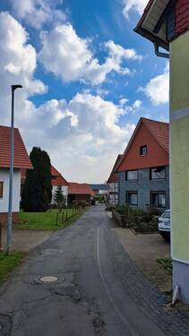Blick Straße runter.jpg - 6 Zimmer Einfamilienhaus in Katlenburg-Lindau