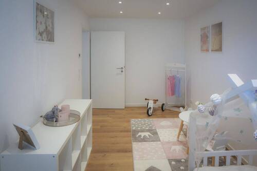 Kinderzimmer / Büro 2 - 