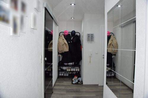 Garderobe/ Flur - 3 Zimmer Etagenwohnung in Bad Krozingen