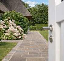 Keitum! Modernisierter Wohntraum unter Reet mit eigener Sonnenkuhle & Stellplatz (Provisionsfrei) - Sylt