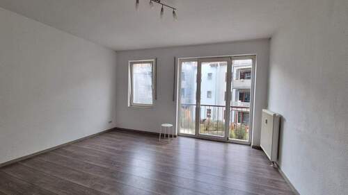 Wohnen - 2 Zimmer Etagenwohnung zur Miete in Freiberg