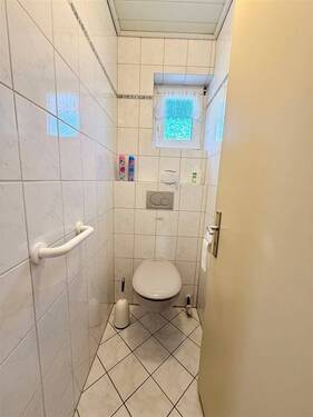 WC - 