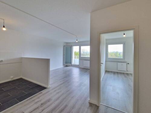 Wohnbereich - Musterfoto - 3 Zimmer Etagenwohnung zur Miete in Chemnitz