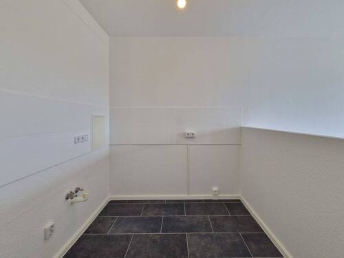 Küche - Musterfoto - Etagenwohnung mit 56,30 m² in Chemnitz zur Miete