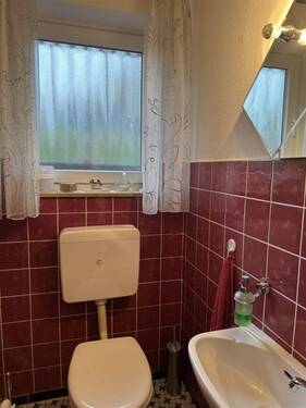 EG: Gäste WC - 