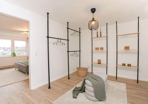 Ankleidezimmer/Büro - 