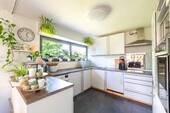 Küche EG - Mehrfamilienhaus, Wohnhaus mit 177,90 m&sup2; in Asperg zum Kaufen
