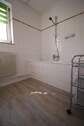 Tageslichtbad mit Badewanne - 