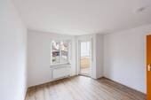 Wohnzimmer - 2 Zimmer Etagenwohnung zum Kaufen in Besigheim